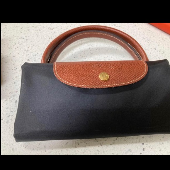 Longchamp travel bag. 4 different colours - Picture 4 of 4